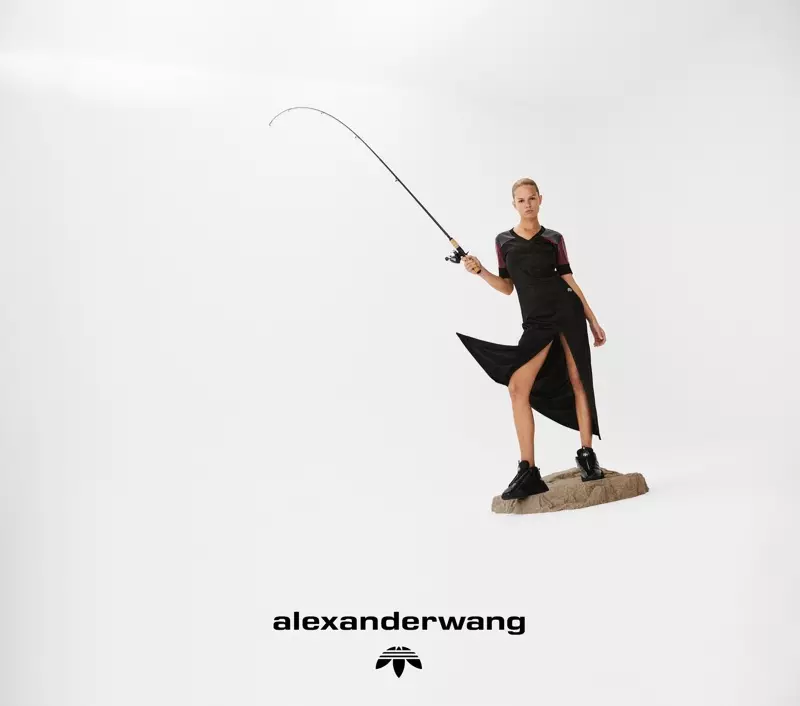 Model Jerman katon ing kampanye paling anyar Alexander Wang kanggo kolaborasi adidas Originals