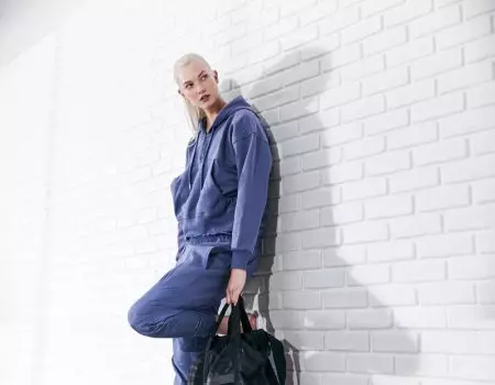 Stella McCartneyn kevään '18 mainokset Karlie Kloss pitää kunnossa adidasille