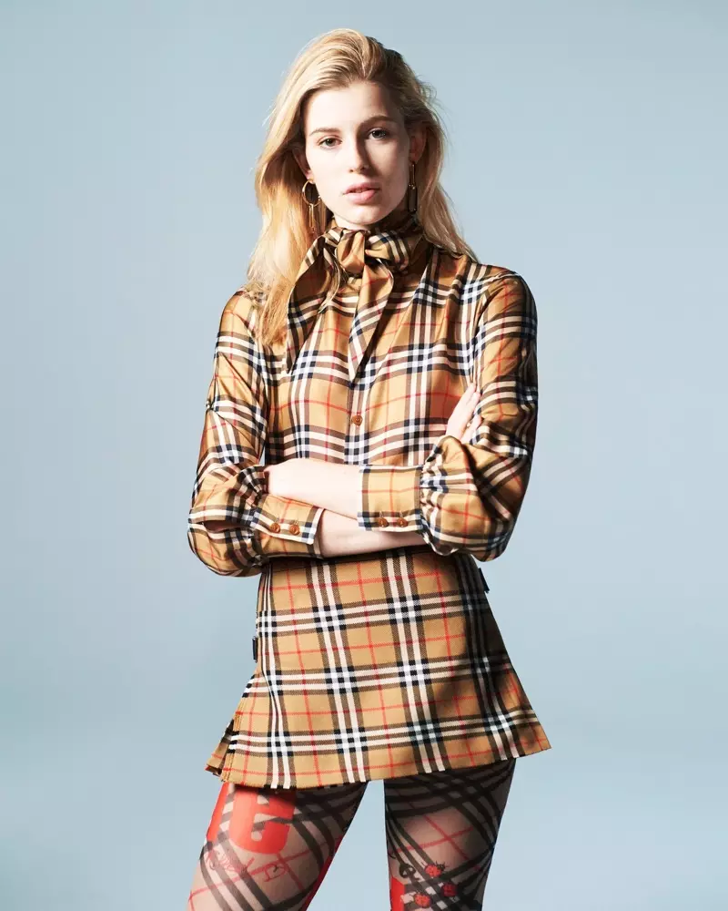 Claudia Lavender protagonitza la campanya Vivienne Westwood x Burberry