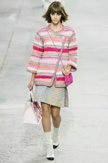 Chanel Spring/Summer 2014 | ပဲရစ်ဖက်ရှင်ရက်သတ္တပတ်