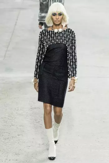 Chanel Spring/Summer 2014 | Paris Fashion Week