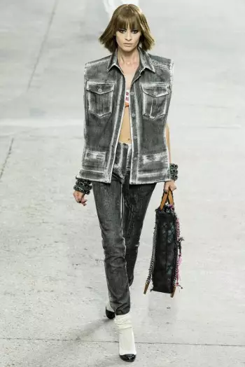 Chanel Spring/Chilimwe 2014 | Paris Fashion Week