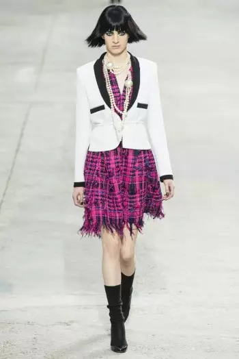 Chanel Spring/Summer 2014 | Paris Fashion Week