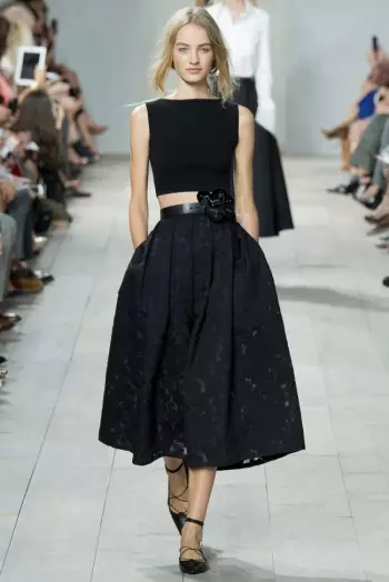 Michael Kors ag tarraingt ar Americana 50s don Earrach 2015