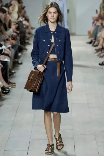 Michael Kors Draws sa 50s Americana alang sa Spring 2015