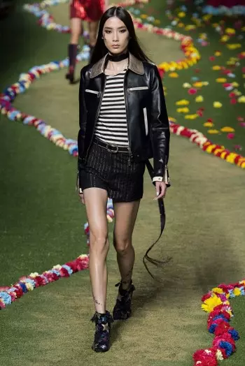 Tommy Hilfiger Atenga pa Chikondwerero cha Mafashoni a Spring 2015