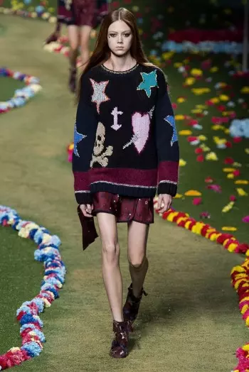 Tommy Hilfiger เข้าร่วมเทศกาลแฟชั่นสำหรับฤดูใบไม้ผลิ 2015