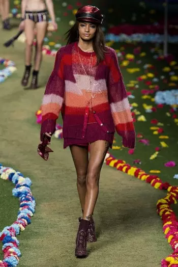 Tommy Hilfiger Anachukua Mitindo ya Tamasha la Spring 2015