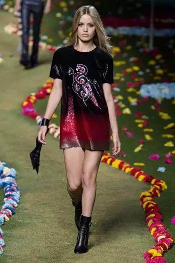 Tommy Hilfiger prevzema festivalsko modo za pomlad 2015