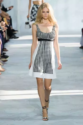 Ginawa ni Diane Von Furstenberg ang Daytime Chic para sa Spring 2015