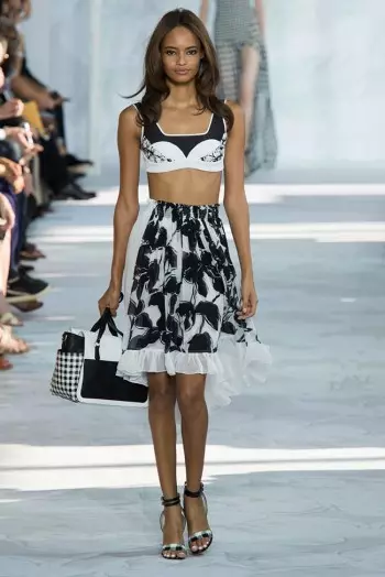 Diane Von Furstenberg 2015 වසන්තය සඳහා Daytime Chic කරයි