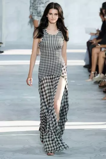 Diane Von Furstenberg Yayi Chic na Rana don bazara 2015