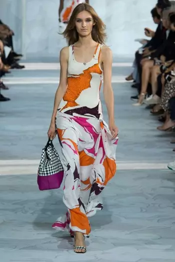 Diane Von Furstenberg faz Daytime Chic para a primavera de 2015