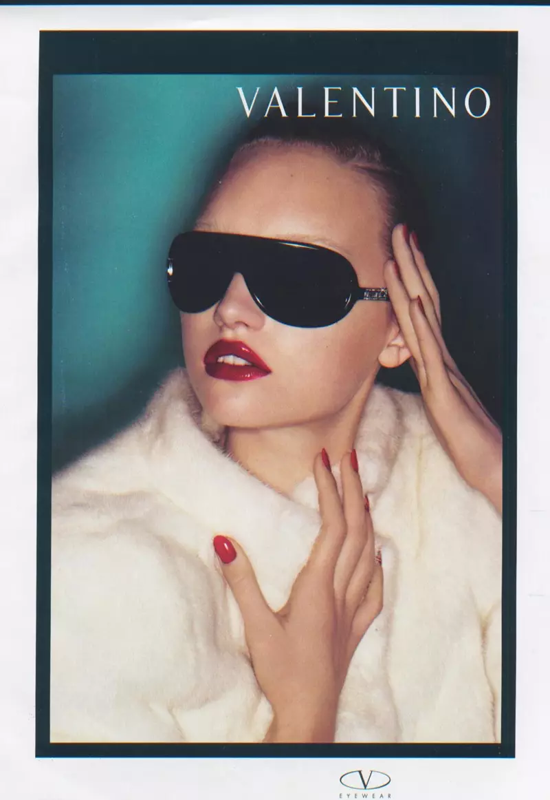 'n Beeld van Valentino herfs-winter 2006 Eyewear-veldtog