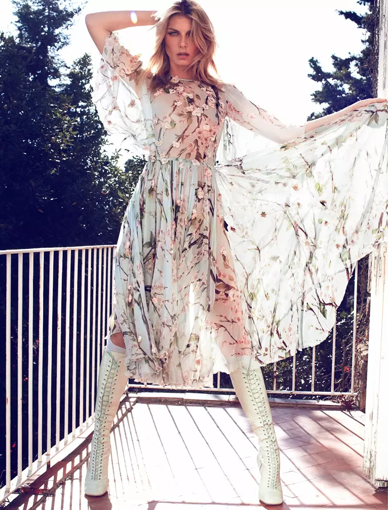 Angela Lindvall Embraces Florals in Elle Russia Shoot av Xavi Gordo