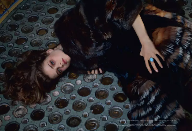 Julia Saner in Fendi le Camille Vivier do Gray #5