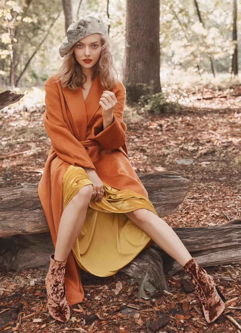 Amanda Seyfried se rend à l'extérieur dans la mode d'automne pour Allure