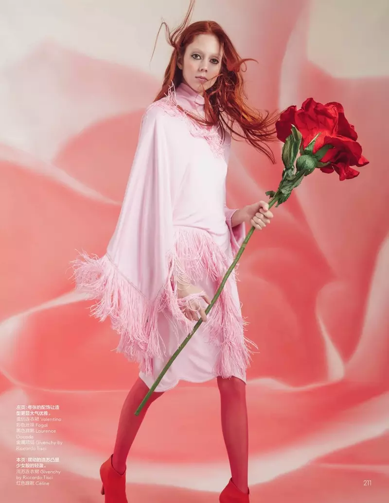 Natalie Westling bi gula pir mezin poz dide, cil û bergên pembe yên Givenchy çêdike