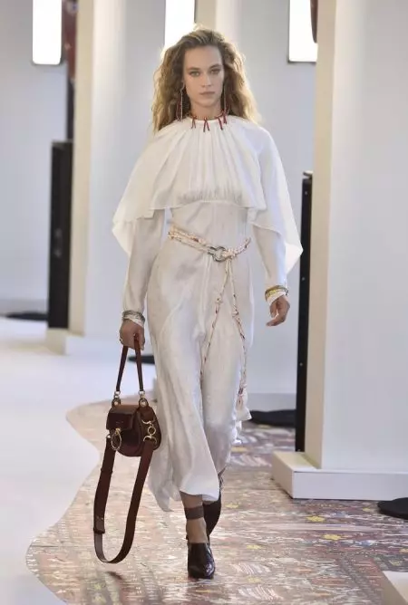 Chloe Channels Modern Hippie cho mùa xuân 2019