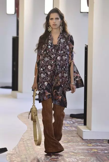 Chloe Channels Modern Hippie for Spring 2019