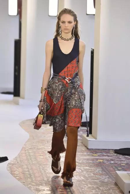 Chloe Channels Modern Hippie for Spring 2019