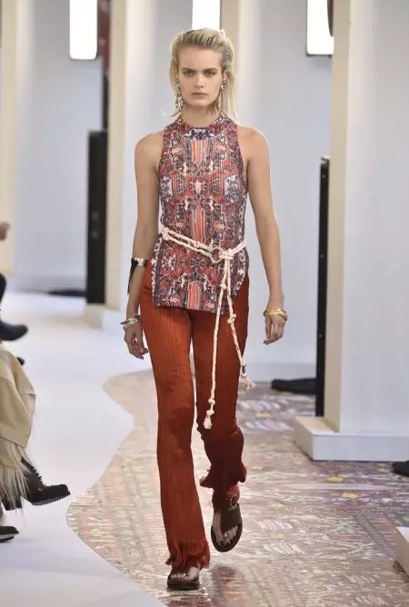 Chloe Channels Hippie Yamakono ya Spring 2019