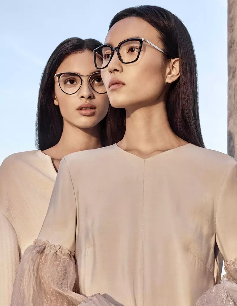 Aira Ferreira e Luping Wang modelos de gafas na campaña primavera-verán 2020 de Aigner