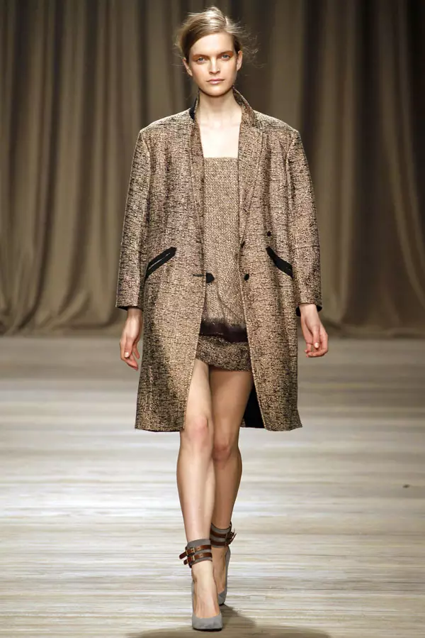 ภูเขาน้ำแข็ง Fall 2011 | มิลานแฟชั่นวีค