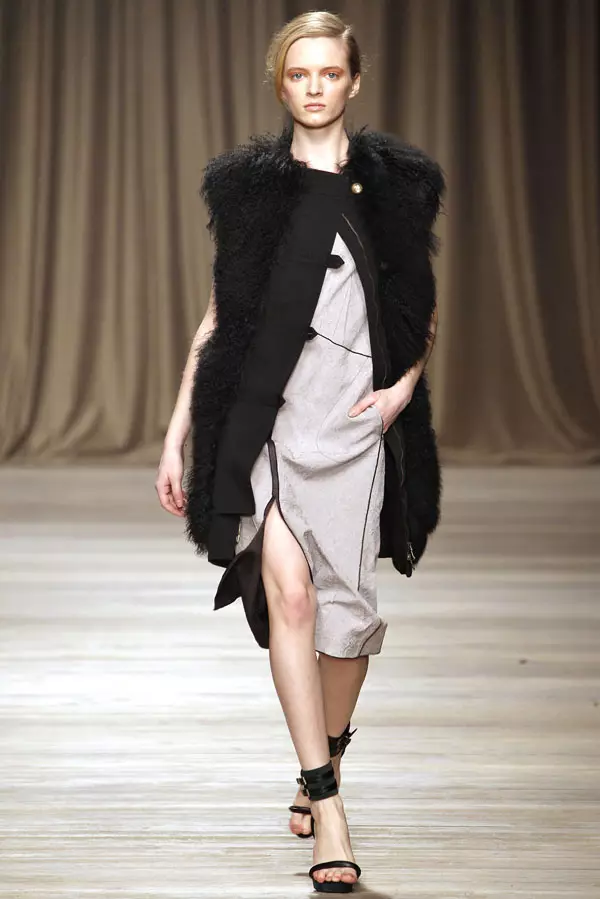 Iceberg Fall 2011 | Milan Fashion Week