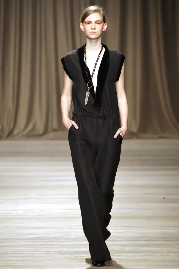 Iceberg Fall 2011 | Milan Fashion Osu