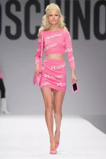 Moschino's Barbie World voor het voorjaar van 2015