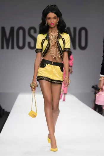 Moschino svet Barbie na jar 2015