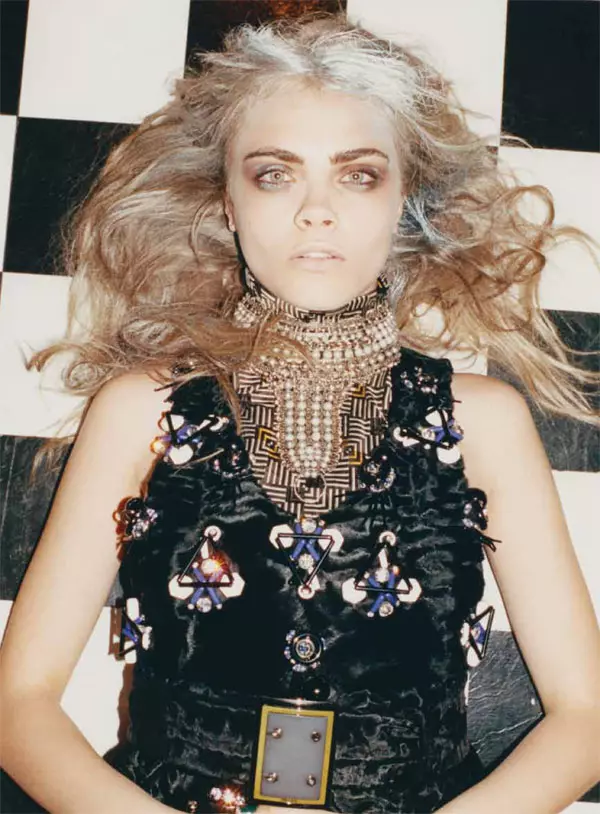 Cara Delevingne Menjelajahi Pulau Coney untuk Rush #47 oleh Tung Walsh