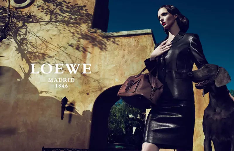 Mariacarla Boscono voor Loewe Spring 2011 Campagne door Mert & Marcus