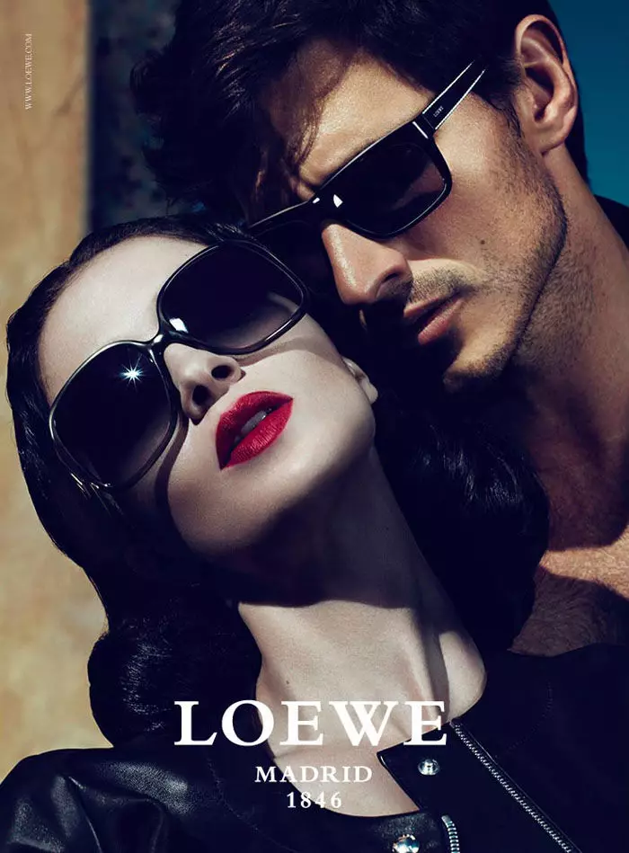 Mariacarla Boscono för Loewe Spring 2011 Campaign av Mert & Marcus