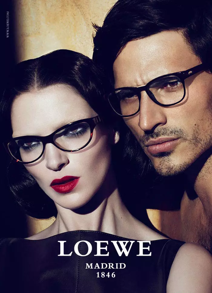 Mariacarla Boscono para a campanha Loewe Primavera 2011 por Mert & Marcus