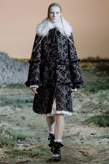 Alexander McQueen 2014 m. ruduo/žiema | Paryžiaus mados savaitė