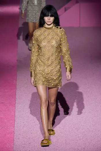 Marc Jacobs Nggawe Seragam Kelangan kanggo Spring 2015