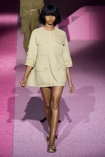 Marc Jacobs Anogadzira Unifomu Kutonhorera kweChirimo 2015