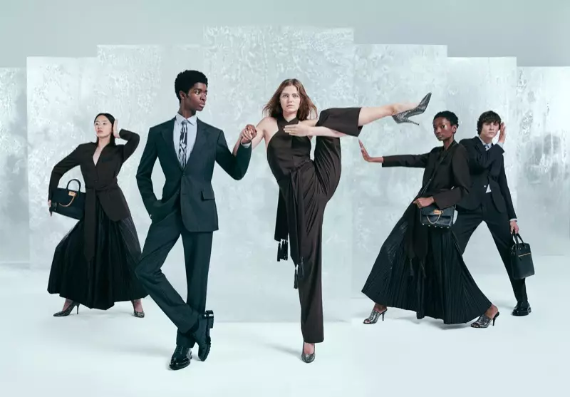 Salvatore Ferragamo نے Holiday 2019 مہم کا آغاز کیا۔