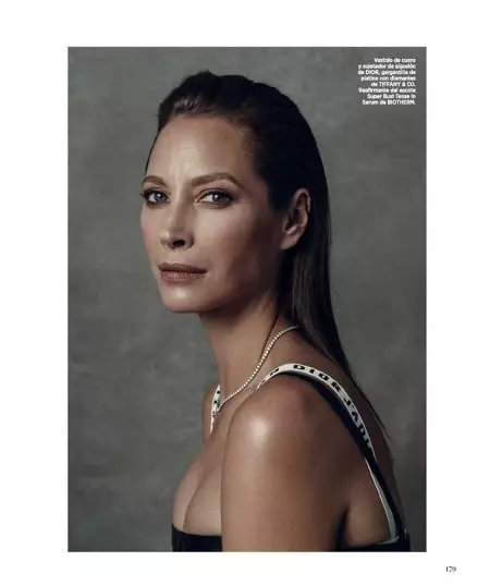 Christy Turlington Harper's Bazaar Espainian dotoreaz haratago