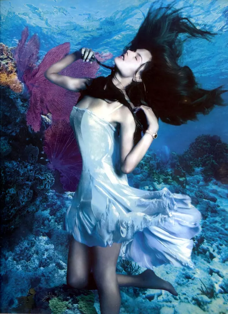 แคมเปญโฆษณาใต้น้ำของ Rolex Underwater Spring/Summer 2005