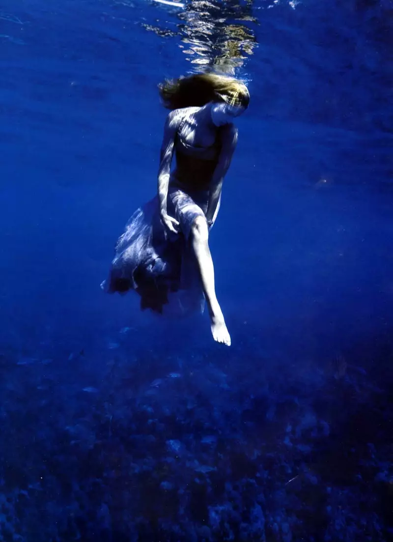 Rolex-underwater-spring-2005-ad-campaign01