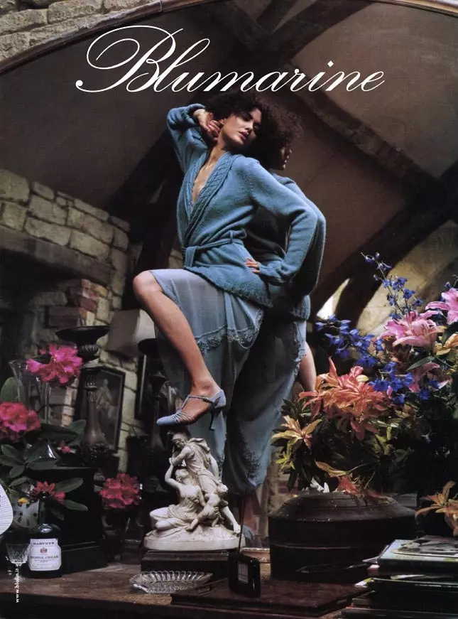 blumarine-fall-2002-compaign-shalom-harlow3