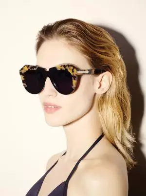 Karen Walker Goes Poolside pikeun Koléksi Eyewear Anyar