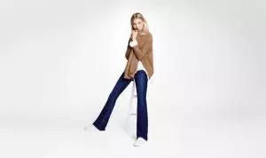 Martha Hunt Models קולקציית הג'ינס בר-קיימא של Lindex