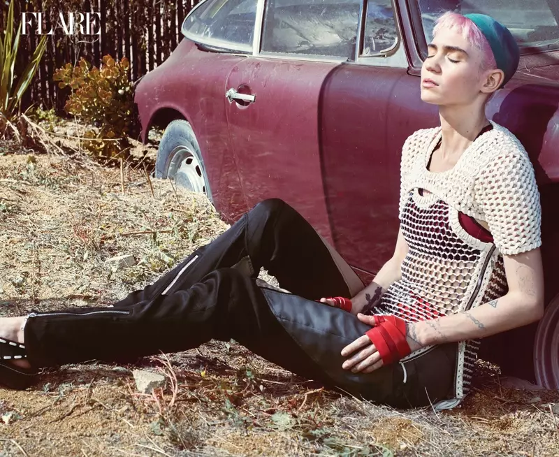 Grimes-Flare-Revista-Inverno-2015-Capa-Sessão de Fotos04