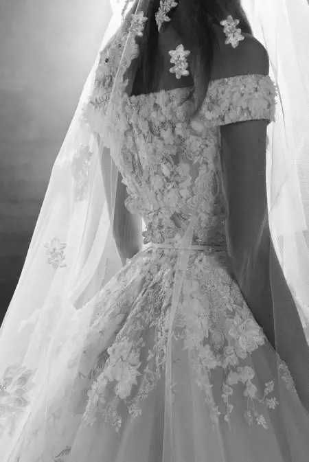 Elie Saab Bridal dia nikasika ny sehatra ho an'ny fararano 2018