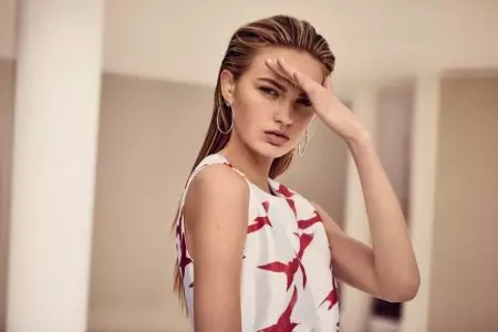 Romee Strijd fer í sumarið með Hugo Boss