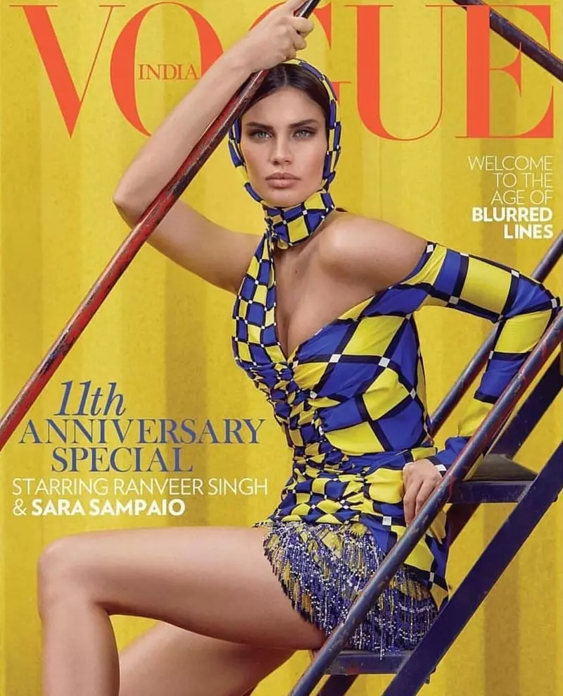 Sara Sampaio posa con estilos llamativos para Vogue India